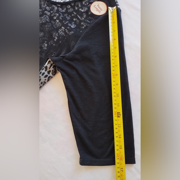NWT Fadet Glory Womens Plus Size 2XL Black Animal Print T-shirt 3/4 Sleeve - Picture 9 of 10